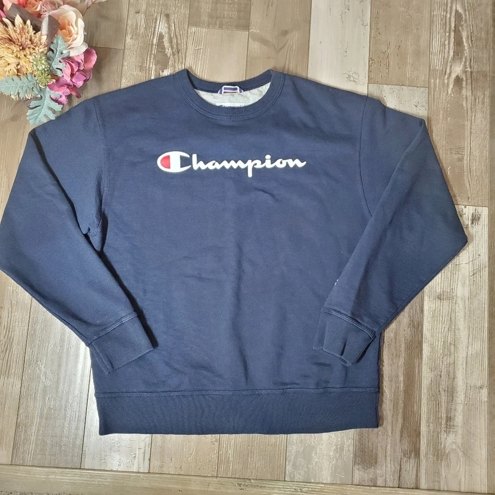 Champion powerblend graphic